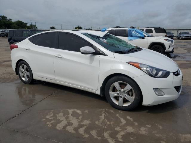 Photo 3 VIN: 5NPDH4AE4DH337193 - HYUNDAI ELANTRA 