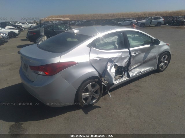 Photo 3 VIN: 5NPDH4AE4DH361493 - HYUNDAI ELANTRA 