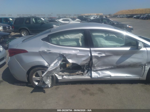 Photo 5 VIN: 5NPDH4AE4DH361493 - HYUNDAI ELANTRA 