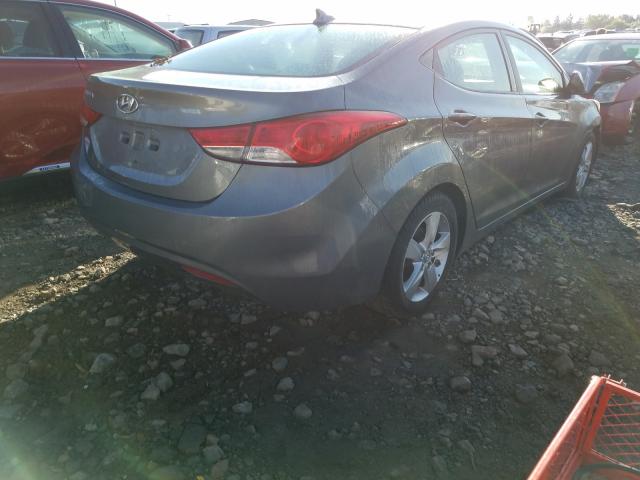 Photo 3 VIN: 5NPDH4AE4DH377290 - HYUNDAI ELANTRA GL 