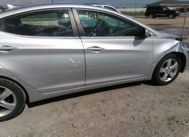 Photo 5 VIN: 5NPDH4AE4DH381341 - HYUNDAI ELANTRA 