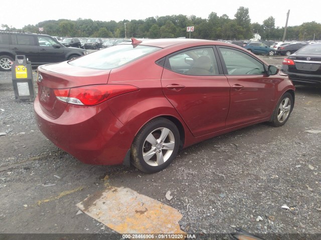 Photo 3 VIN: 5NPDH4AE4DH381856 - HYUNDAI ELANTRA 