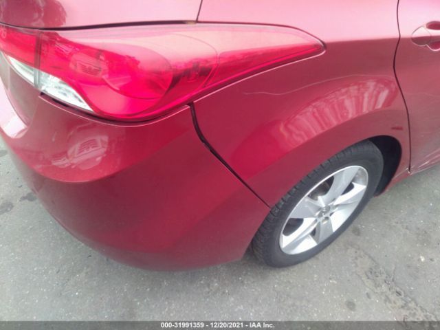 Photo 5 VIN: 5NPDH4AE4DH386474 - HYUNDAI ELANTRA 