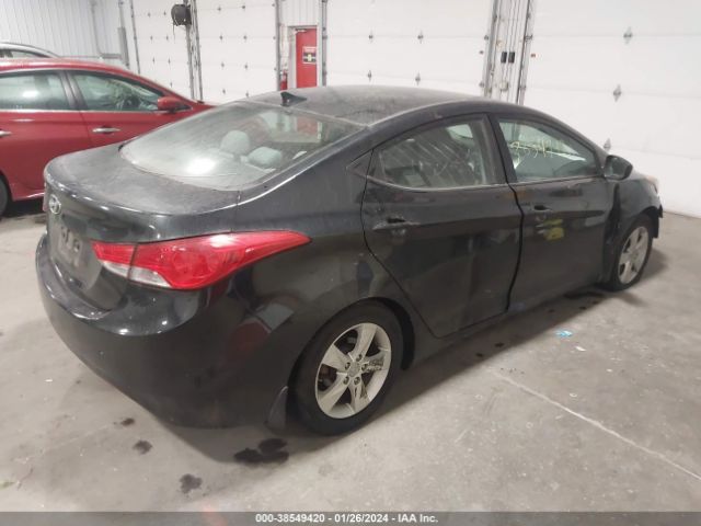 Photo 3 VIN: 5NPDH4AE4DH402365 - HYUNDAI ELANTRA 