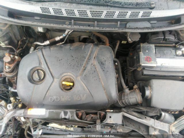 Photo 9 VIN: 5NPDH4AE4DH403726 - HYUNDAI ELANTRA 