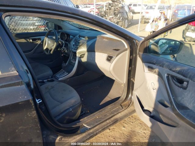 Photo 4 VIN: 5NPDH4AE4DH410305 - HYUNDAI ELANTRA 