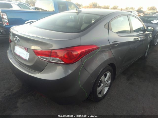 Photo 3 VIN: 5NPDH4AE4DH418968 - HYUNDAI ELANTRA 