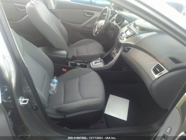 Photo 4 VIN: 5NPDH4AE4DH418968 - HYUNDAI ELANTRA 