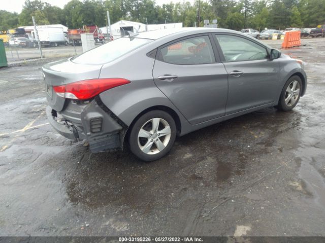 Photo 3 VIN: 5NPDH4AE4DH435494 - HYUNDAI ELANTRA 