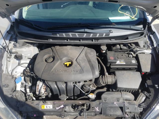 Photo 6 VIN: 5NPDH4AE4DH442770 - HYUNDAI ELANTRA GL 