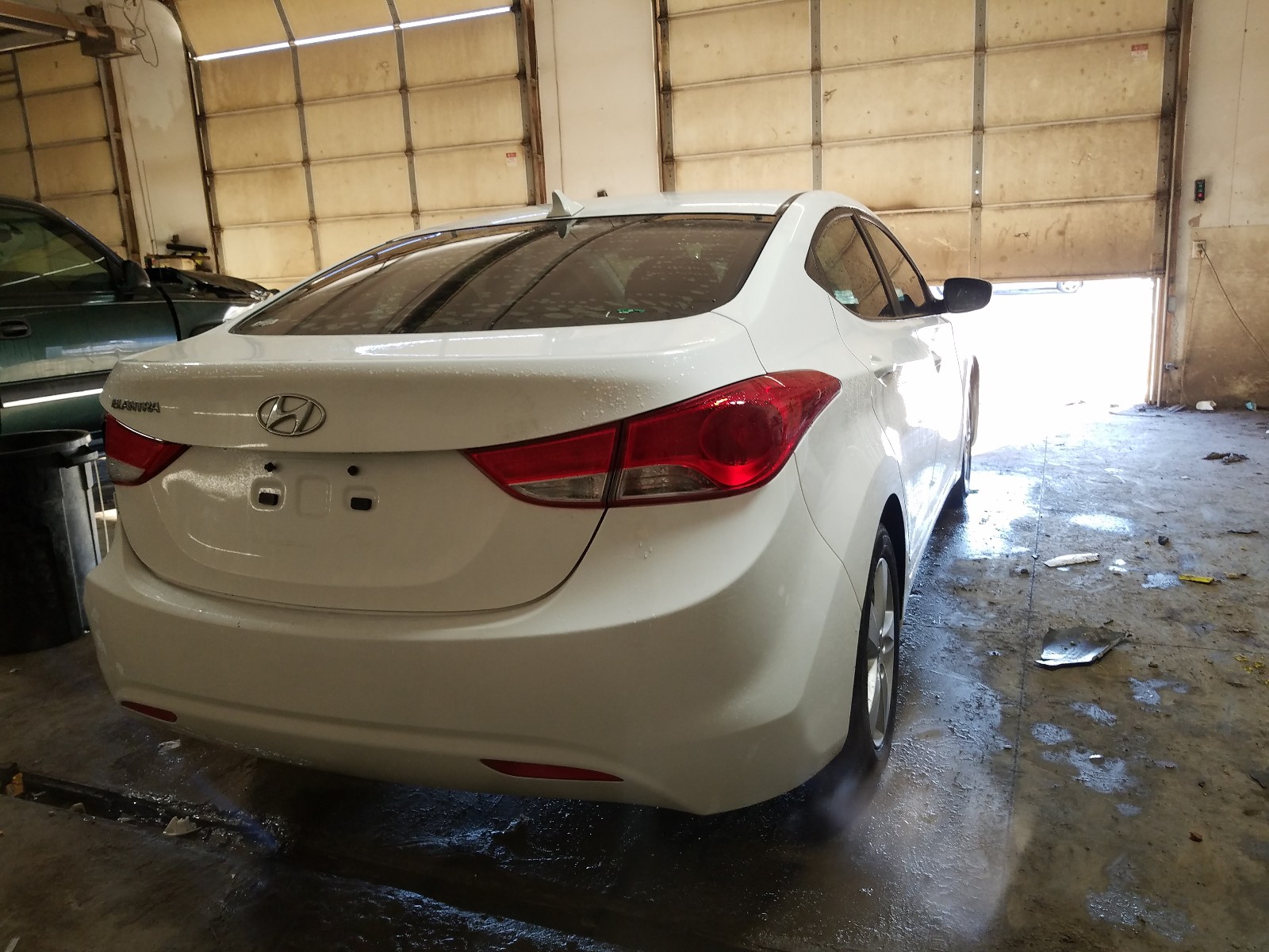 Photo 3 VIN: 5NPDH4AE4DH447869 - HYUNDAI ELANTRA GL 