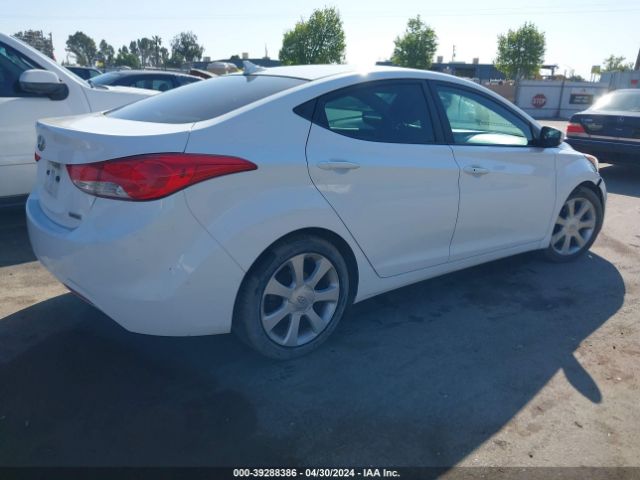 Photo 3 VIN: 5NPDH4AE4DH449721 - HYUNDAI ELANTRA 