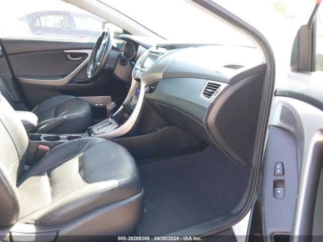 Photo 4 VIN: 5NPDH4AE4DH449721 - HYUNDAI ELANTRA 