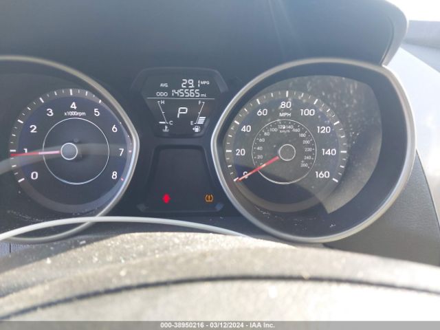 Photo 6 VIN: 5NPDH4AE4DH452960 - HYUNDAI ELANTRA 