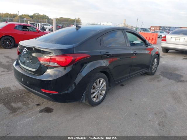 Photo 3 VIN: 5NPDH4AE4EH472241 - HYUNDAI ELANTRA 