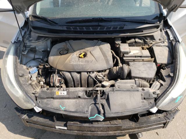 Photo 6 VIN: 5NPDH4AE4EH478220 - HYUNDAI ELANTRA SE 