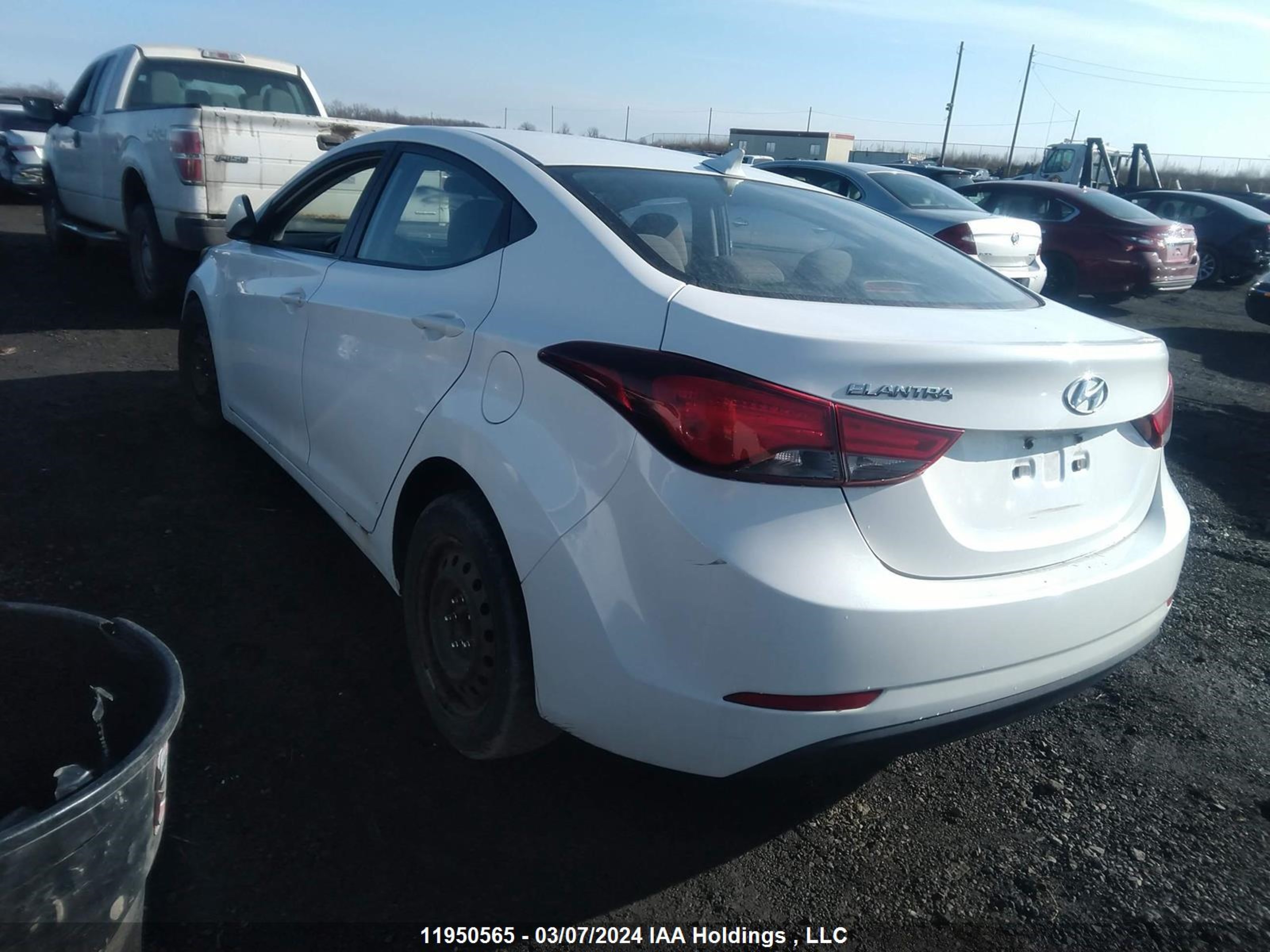 Photo 2 VIN: 5NPDH4AE4EH478802 - HYUNDAI ELANTRA 