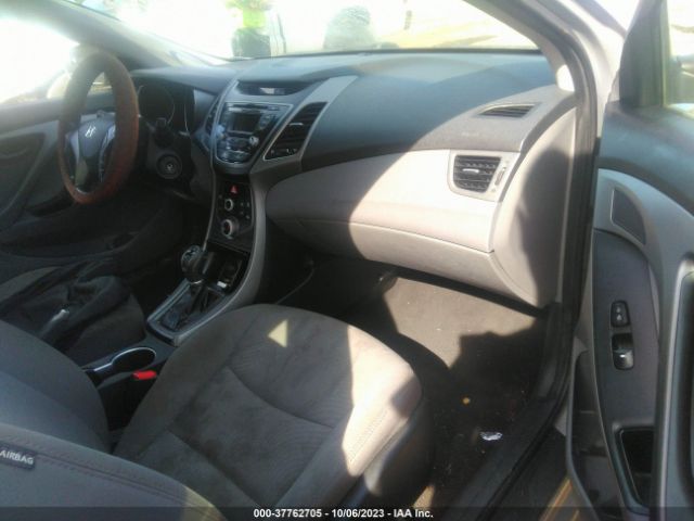 Photo 4 VIN: 5NPDH4AE4EH484566 - HYUNDAI ELANTRA 