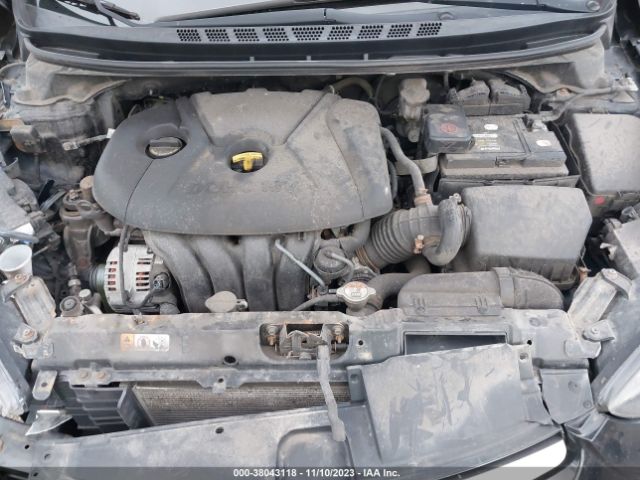 Photo 9 VIN: 5NPDH4AE4EH490268 - HYUNDAI ELANTRA 