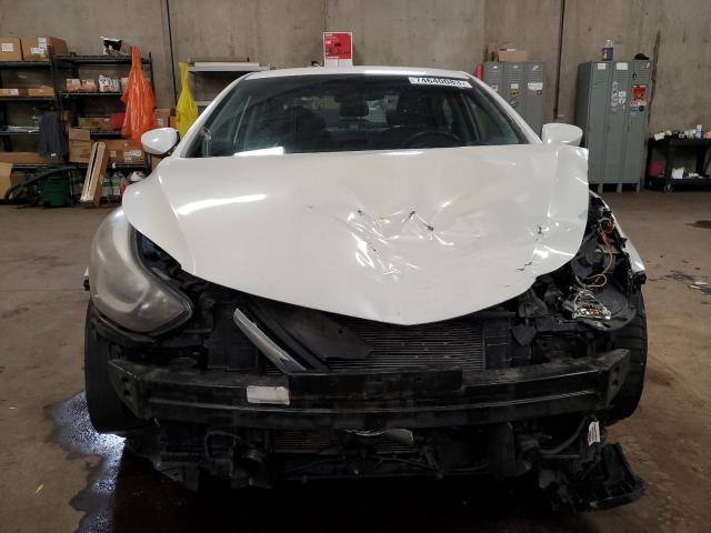 Photo 4 VIN: 5NPDH4AE4EH526010 - HYUNDAI ELANTRA 