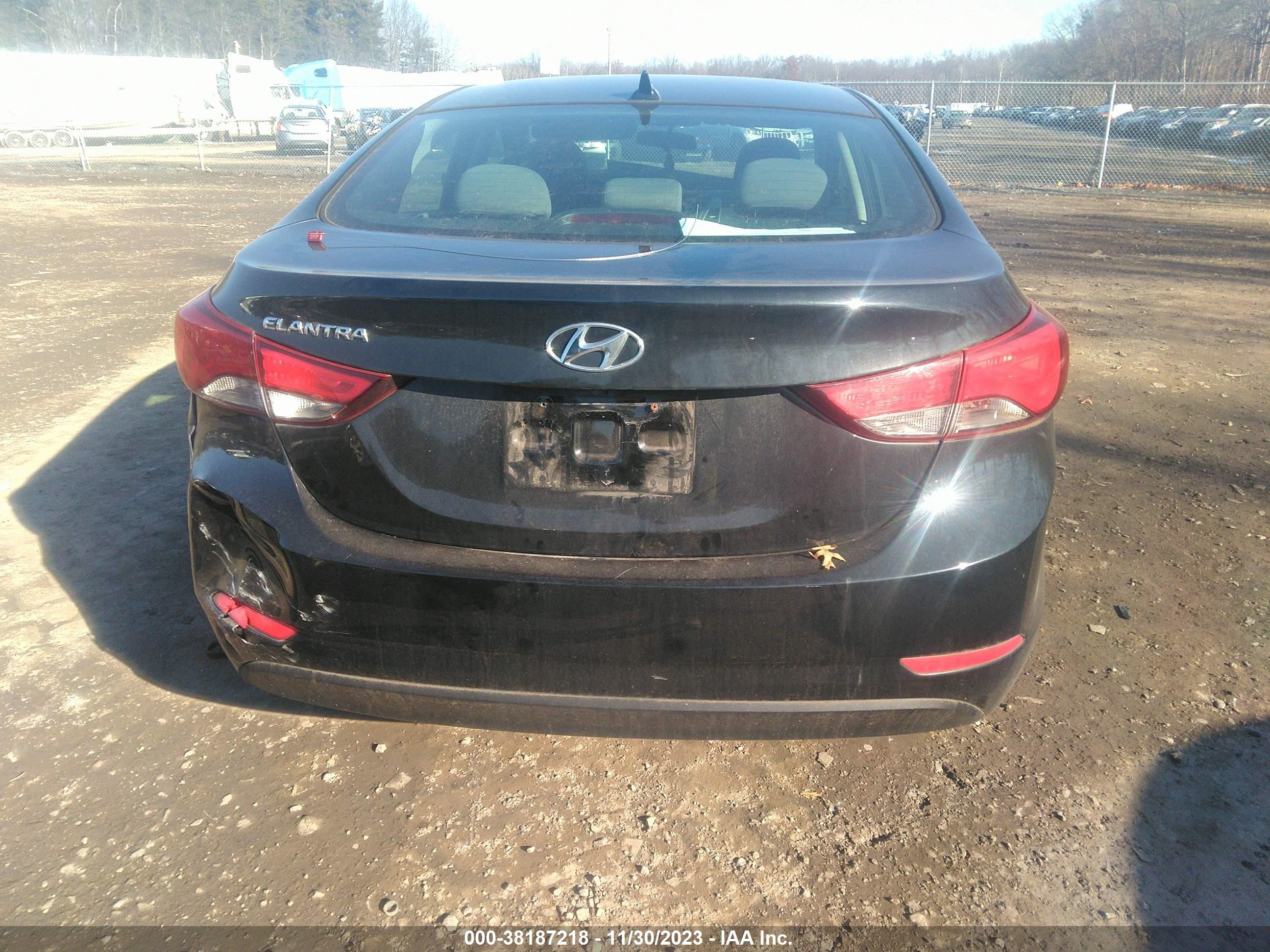 Photo 15 VIN: 5NPDH4AE4EH542353 - HYUNDAI ELANTRA 