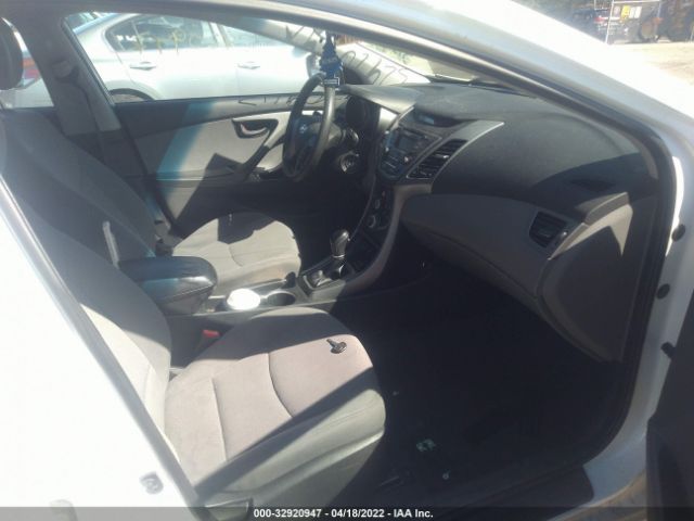 Photo 4 VIN: 5NPDH4AE4FH547666 - HYUNDAI ELANTRA 