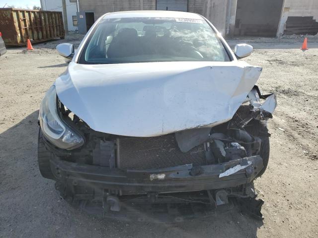 Photo 4 VIN: 5NPDH4AE4FH547716 - HYUNDAI ELANTRA SE 