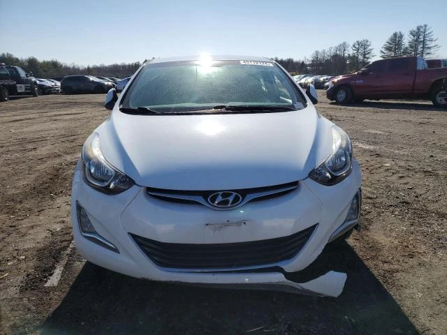 Photo 4 VIN: 5NPDH4AE4FH556559 - HYUNDAI ELANTRA SE 