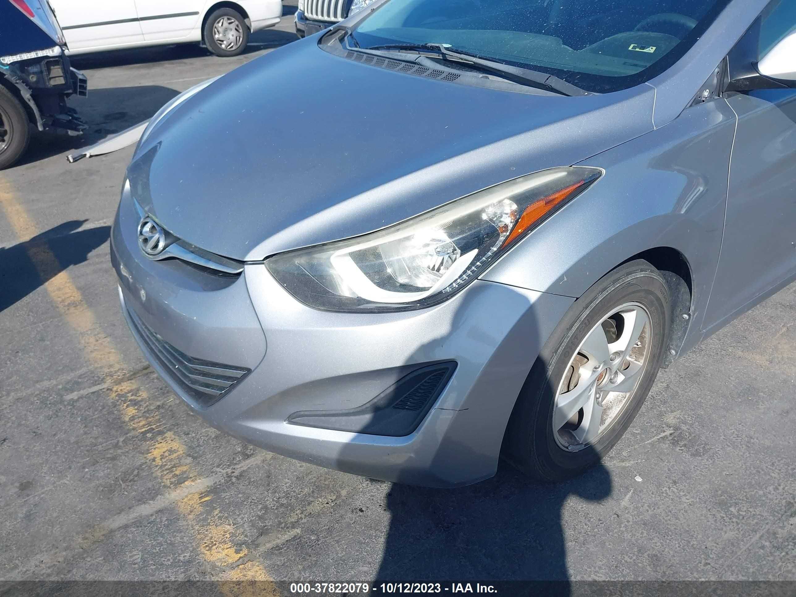 Photo 5 VIN: 5NPDH4AE4FH558781 - HYUNDAI ELANTRA 