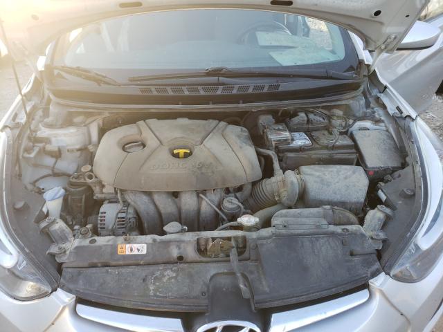 Photo 6 VIN: 5NPDH4AE4FH559624 - HYUNDAI ELANTRA SE 