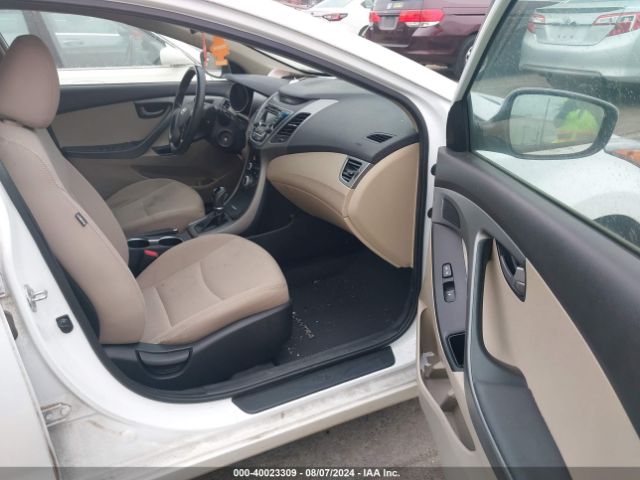 Photo 4 VIN: 5NPDH4AE4FH564869 - HYUNDAI ELANTRA 