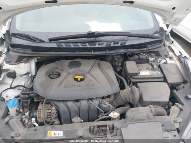 Photo 9 VIN: 5NPDH4AE4FH564869 - HYUNDAI ELANTRA 