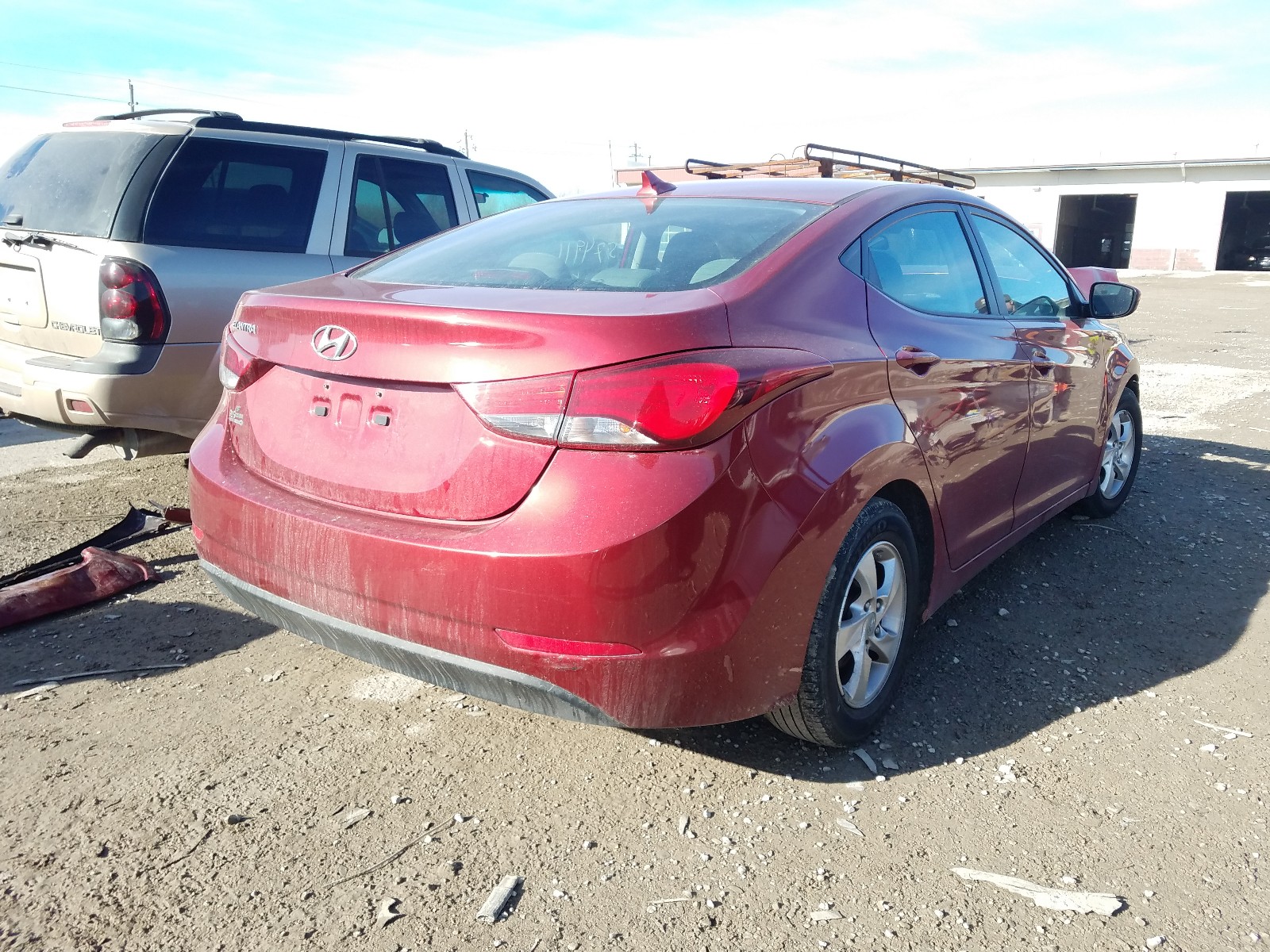 Photo 3 VIN: 5NPDH4AE4FH574916 - HYUNDAI ELANTRA SE 