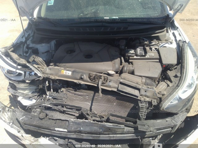 Photo 9 VIN: 5NPDH4AE4FH582370 - HYUNDAI ELANTRA 