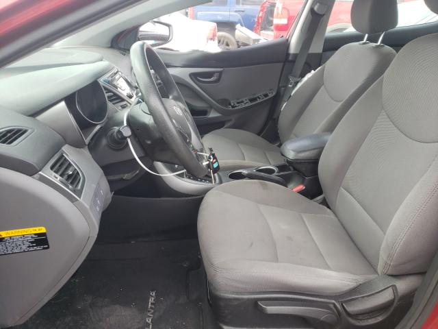 Photo 4 VIN: 5NPDH4AE4FH588623 - HYUNDAI ELANTRA SE 