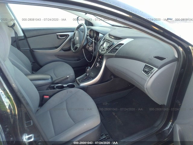 Photo 4 VIN: 5NPDH4AE4FH606246 - HYUNDAI ELANTRA 