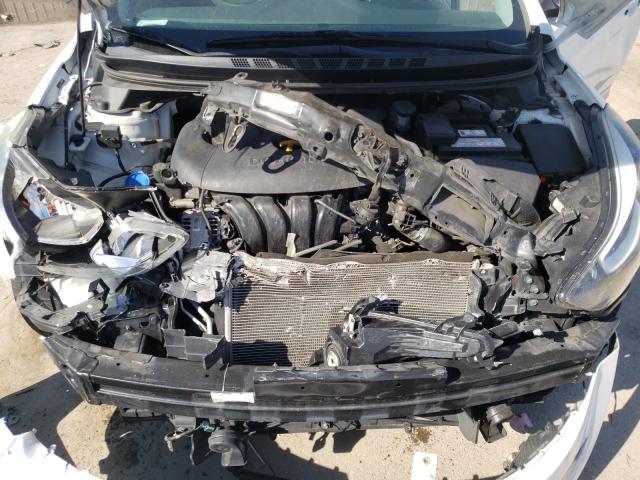 Photo 6 VIN: 5NPDH4AE4FH607297 - HYUNDAI ELANTRA SE 