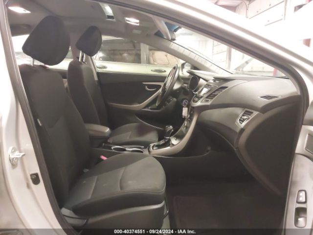 Photo 4 VIN: 5NPDH4AE4FH608465 - HYUNDAI ELANTRA 