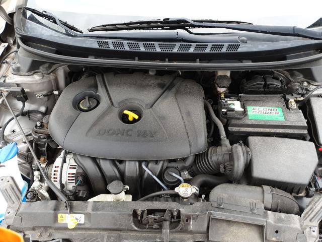 Photo 6 VIN: 5NPDH4AE4FH612080 - HYUNDAI ELANTRA SE 