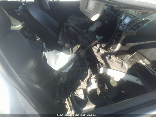 Photo 4 VIN: 5NPDH4AE4FH615495 - HYUNDAI ELANTRA 