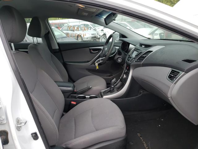 Photo 4 VIN: 5NPDH4AE4FH615948 - HYUNDAI ELANTRA 