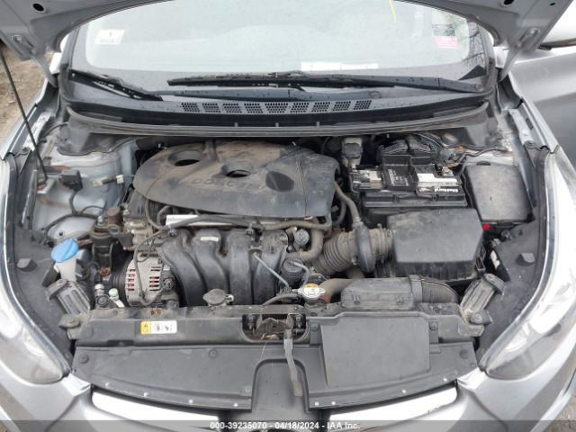 Photo 9 VIN: 5NPDH4AE4FH630045 - HYUNDAI ELANTRA 