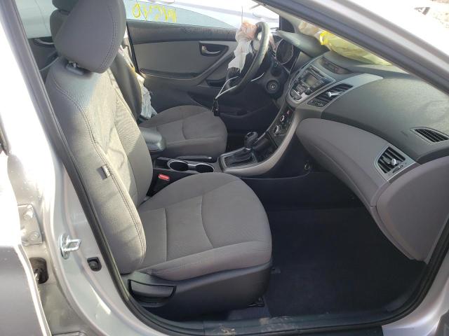 Photo 4 VIN: 5NPDH4AE4FH635276 - HYUNDAI ELANTRA SE 