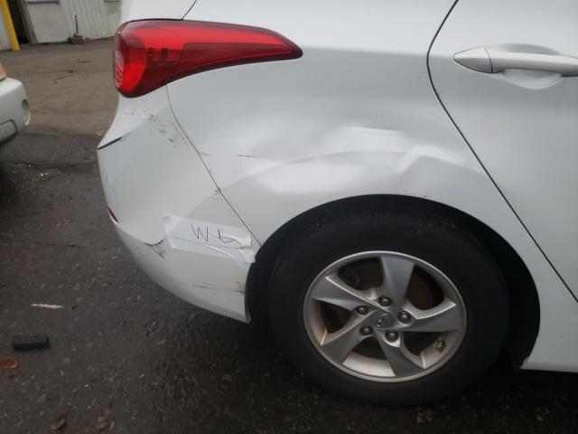 Photo 8 VIN: 5NPDH4AE4FH640624 - HYUNDAI ELANTRA SE 