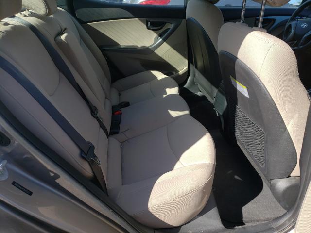 Photo 5 VIN: 5NPDH4AE4FH641577 - HYUNDAI ELANTRA SE 