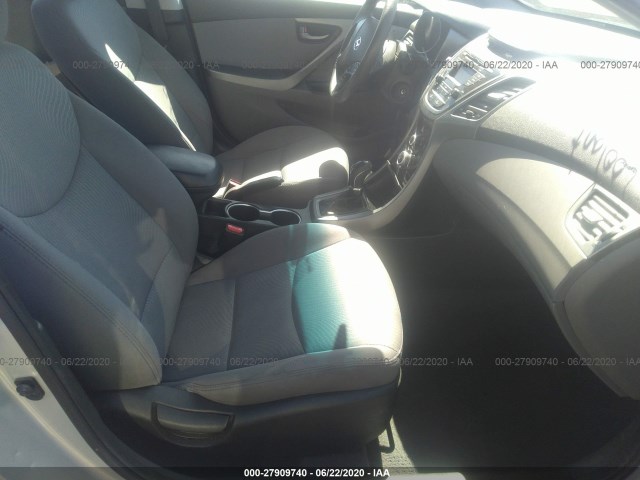 Photo 4 VIN: 5NPDH4AE4FH645869 - HYUNDAI ELANTRA 