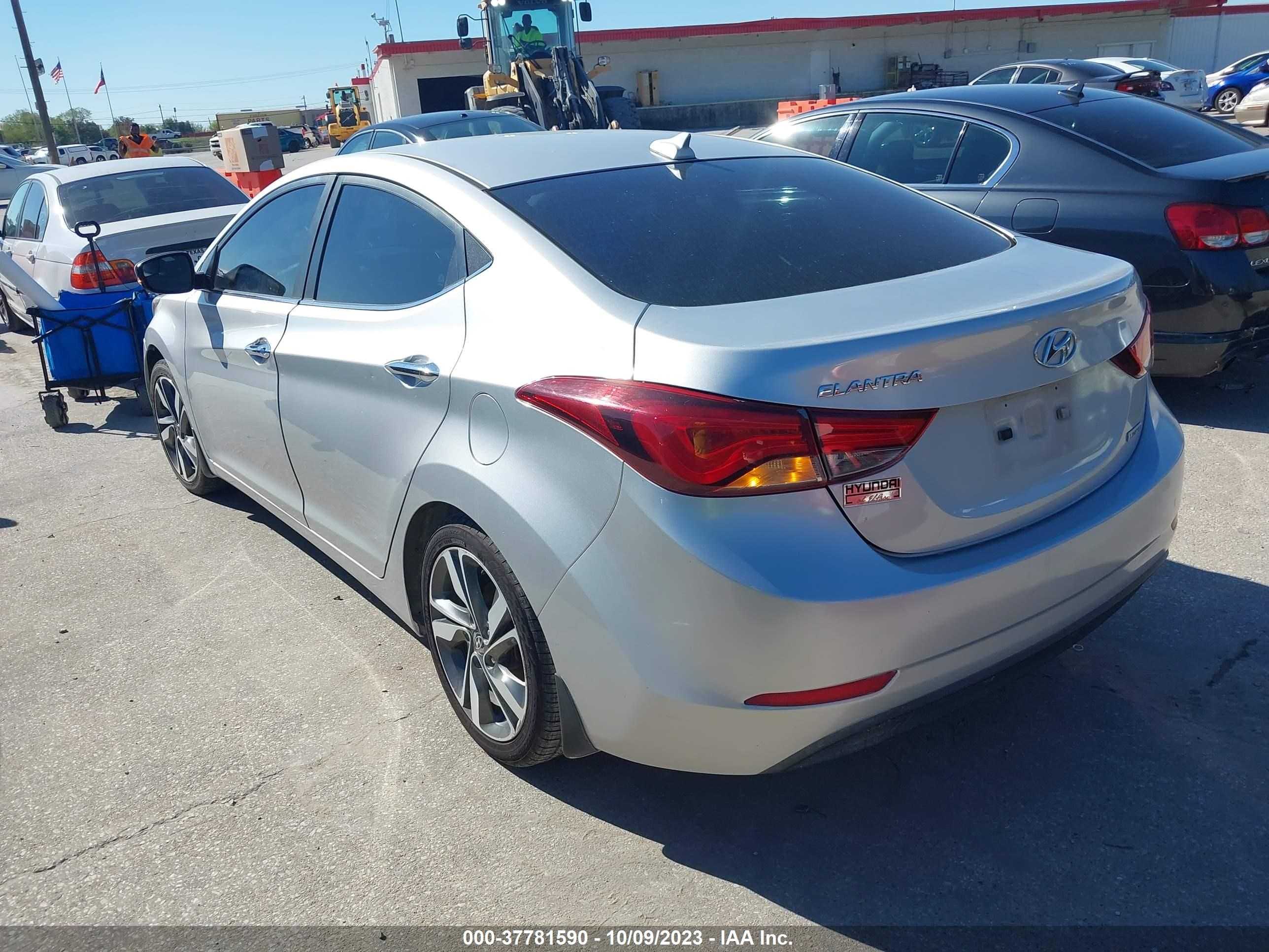 Photo 2 VIN: 5NPDH4AE4GH662396 - HYUNDAI ELANTRA 