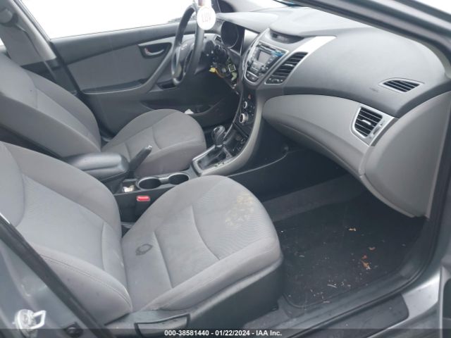 Photo 4 VIN: 5NPDH4AE4GH664147 - HYUNDAI ELANTRA 