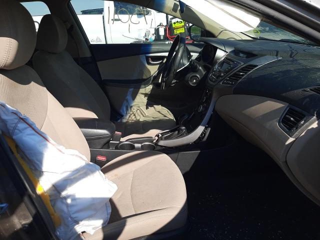 Photo 4 VIN: 5NPDH4AE4GH670563 - HYUNDAI ELANTRA 