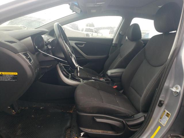 Photo 6 VIN: 5NPDH4AE4GH672412 - HYUNDAI ELANTRA SE 